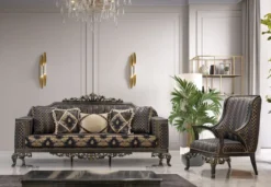 Casa Padrino Luxus Barock Sofa Lila / Grau / Gold - Barockstil Wohnzimmer Sofa mit elegantem Muster - Luxus Wohnzimmer Möbel im Barockstil - Barock Möbel - Barock Einrichtung