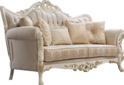 Casa Padrino Luxus Barock Sofa Weiß / Gold - Barockstil Wohnzimmer Sofa mit elegantem Muster - Luxus Wohnzimmer Möbel im Barockstil - Barock Möbel - Barock Einrichtung