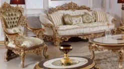 Casa Padrino Luxus Barock Sofa Weiß / Mehrfarbig / Braun / Gold - Prunkvolles Wohnzimmer Sofa mit elegantem Muster - Barock Wohnzimmer & Hotel Möbel - Edel & Prunkvoll
