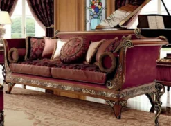 Casa Padrino Luxus Barock Sofa Lila / Braun / Gold - Barockstil Wohnzimmer Sofa mit elegantem Muster - Barock Möbel - Barock Wohnzimmer & Hotel Möbel - Luxus Qualität - Made in Italy