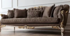 Casa Padrino Luxus Barock Sofa Braun / Cremefarben / Weiß / Gold - Handgefertigtes Wohnzimmer Sofa - Barock Wohnzimmer Möbel