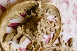 Casa Padrino Luxus Barock Spiegel Antik Gold / Weiß / Rot - Rechteckiger italienischer Barockstil Wandspiegel - Barock Möbel - Luxus Möbel im Barockstil - Luxus Qualität - Made in Italy