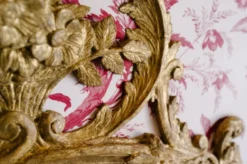 Casa Padrino Luxus Barock Spiegel Antik Gold / Weiß / Rot - Rechteckiger italienischer Barockstil Wandspiegel - Barock Möbel - Luxus Möbel im Barockstil - Luxus Qualität - Made in Italy