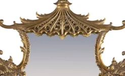 Casa Padrino Luxus Barock Spiegel Antik Gold 128 x 8 x H. 223 cm - Prunkvoller handgeschnitzter Wandspiegel im Barockstil - Antik Stil Garderoben Spiegel - Wohnzimmer Spiegel - Barock Möbel
