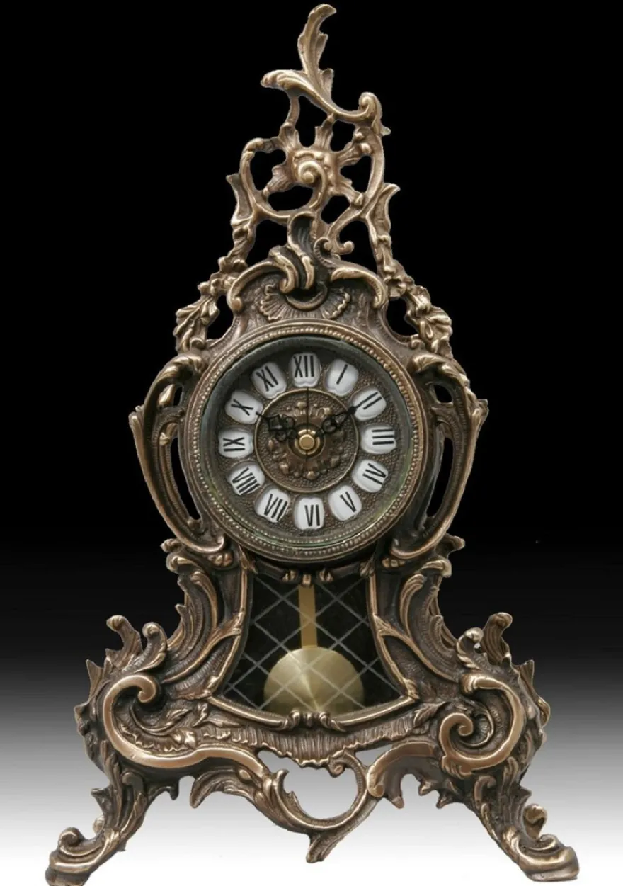 Casa Padrino Luxus Barock Tischuhr 26 x H. 42 cm - Handgefertigte Bronze Uhr im Barockstil - Barock Schreibtischuhr - Barock Schreibtisch Deko - Barock Deko Accessoires - Barockstil Uhren