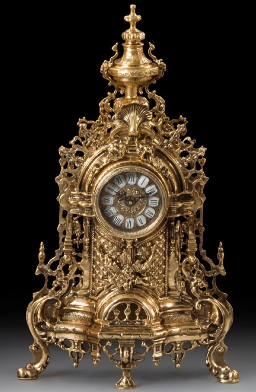 Casa Padrino Luxus Barock Tischuhr Gold 34 x H. 59 cm - Handgefertigte Bronze Uhr im Barockstil - Barock Schreibtischuhr - Barock Schreibtisch Deko - Barock Deko Accessoires - Barockstil Uhren