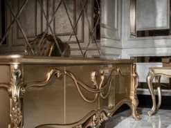 Casa Padrino Luxus Barock TV Schrank Weiß / Gold - Prunkvolles Wohnzimmer Sideboard mit 4 Türen - Barock Wohnzimmer Möbel