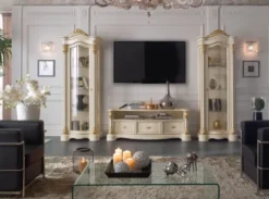 Casa Padrino Luxus Barock TV Schrank Creme / Gold 162 x 49 x H. 61 cm - Fernsehschrank mit 3 Schubladen - Edle Barock Wohnzimmer Möbel