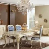 Casa Padrino Luxus Barock Vitrine Beige / Weiß / Gold / Blau - Prunkvoller Massivholz Vitrinenschrank mit 2 Glastüren - Handgefertigte Barock Möbel - Edel & Prunkvoll