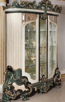 Casa Padrino Luxus Barock Vitrine Weiß / Grün / Gold - Prunkvoller Massivholz Vitrinenschrank mit 2 Glastüren - Barock Möbel - Edel & Prunkvoll