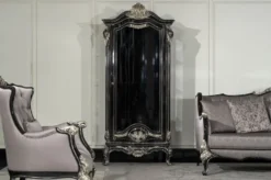 Casa Padrino Luxus Barock Vitrine Schwarz / Silber - Prunkvoller Massivholz Vitrinenschrank mit Glastür - Handgefertigte Barock Möbel - Edel & Prunkvoll