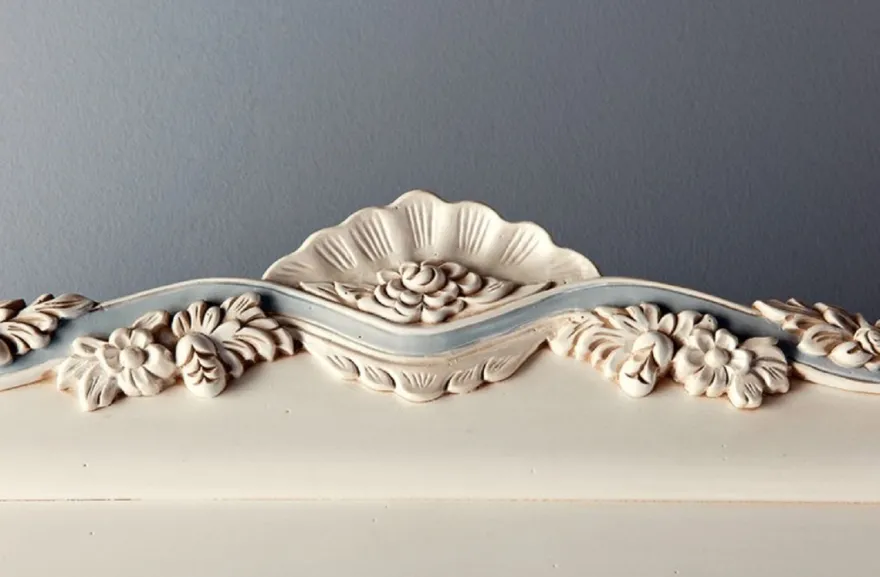Casa Padrino Luxus Barock Vitrine Creme / Grau - Handgefertigter italienischer Barockstil Vitrinenschrank - Barockstil Möbel - Italienische Barock Möbel - Luxus Qualität - Made in Italy