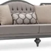 Casa Padrino Luxus Barock Wohnzimmer Sofa Grau / Grau - Handgefertigtes Barockstil Sofa mit dekorativen Kissen - Luxus Wohnzimmer Möbel im Barockstil - Barock Möbel