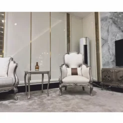 Casa Padrino Luxus Barock Wohnzimmer Sessel mit Kissen Creme / Silber - Barock Möbel