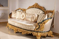 Casa Padrino Luxus Barock Wohnzimmer Set Gold / Weiß / Blau / Gold - 2 Sofas & 2 Sessel & 1 Couchtisch & 2 Beistelltische - Handgefertigte Wohnzimmer Möbel im Barockstil - Edel & Prunkvoll