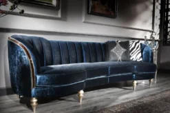 Casa Padrino Luxus Barock Wohnzimmer Set - 2 Sofas & 2 Sessel & 1 Couchtisch mit Glasplatte - Handgefertigte Barock Wohnzimmer Möbel - Edel & Prunkvoll