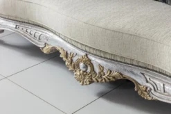 Casa Padrino Luxus Barock Wohnzimmer Sofa mit dekorativen Kissen Creme / Blau / Silber / Gold 250 x 95 x H. 125 cm - Edel & Prunkvoll