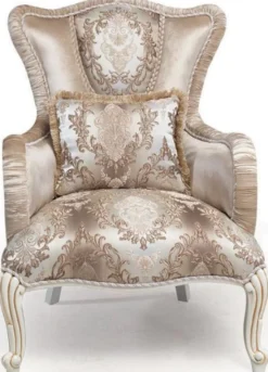 Casa Padrino Luxus Barock Wohnzimmer Set Beige / Weiß / Gold - 2 Sofas & 2 Sessel & 1 Beistelltisch - Prunkvolle Wohnzimmer Möbel im Barockstil