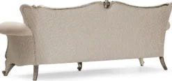 Casa Padrino Luxus Barock Wohnzimmer Sofa Creme / Silber / Antik Silber - Handgefertigtes Barockstil Sofa mit dekorativen Kissen - Luxus Wohnzimmer Möbel im Barockstil - Barock Möbel