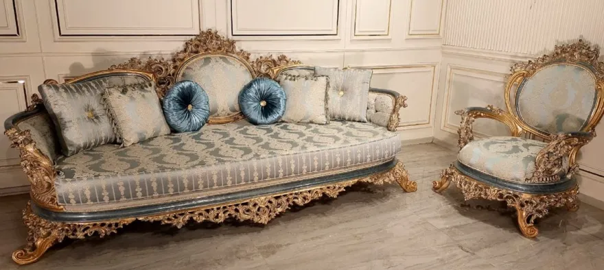 Casa Padrino Luxus Barock Wohnzimmer Sessel Türkis / Creme / Gold - Handgefertigter Barockstil Sessel - Luxus Wohnzimmer Möbel im Barockstil - Barock Möbel - Edel & Prunkvoll