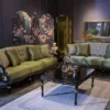 Casa Padrino Luxus Barock Wohnzimmer Sofa Grün / Schwarz / Gold 209 x 74 x H. 106 cm - Edles Massivholz Sofa mit dekorativen Kissen - Wohnzimmer Möbel im Barockstil
