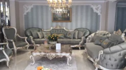 Casa Padrino Luxus Barock Wohnzimmer Sofa Grün / Weiß / Gold - Handgefertigte Barock Wohnzimmer Möbel - Edel & Prunkvoll