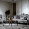 Casa Padrino Luxus Barock Wohnzimmer Set Hellblau / Grau / Dunkelgrau / Gold - 2 Sofas & 2 Sessel & 1 Couchtisch - Handgefertigte Wohnzimmer Möbel im Barockstil - Edel & Prunkvoll