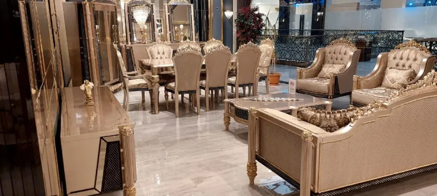 Casa Padrino Luxus Barock Wohnzimmer Sofa Gold / Schwarz / Grau / Gold - Handgefertigtes Barockstil Sofa - Luxus Wohnzimmer Möbel im Barockstil - Barock Möbel - Edel & Prunkvoll