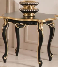 Casa Padrino Luxus Barock Wohnzimmer Set Gold / Schwarz - 2 Sofas & 1 Couchtisch & 2 Beistelltische - Wohnzimmermöbel im Barockstil - Edle Barock Möbel