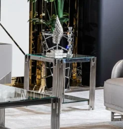 Casa Padrino Luxus Beistelltisch Silber 50 x 50 x H. 58 cm - Quadratischer Tisch mit Glasplatte - Wohnzimmer Möbel - Luxus Möbel - Luxus Einrichtung - Wohnzimmer Einrichtung