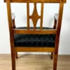 Casa Padrino Luxus Biedermeier Esszimmer Stuhl mit Armlehnen und Streifen Braun / Schwarz 59 x H. 94 cm - Massivholz Küchen Stuhl - Massivholz Esszimmer Möbel - Biedermeier Esszimmer Möbel