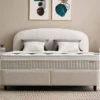 Casa Padrino Luxus Boxspringbett mit geschwungenem Kopfteil Creme 140 x 200 cm - Luxus Schlafzimmer Möbel