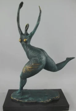 Casa Padrino Luxus Bronze Deko Skulptur Tänzerin Türkis / Gold / Schwarz 35 x 15 x H. 48 cm - Abstrakte Bronze Deko Figur mit Marmorsockel - Schreibtisch Deko - Deko Accessoires