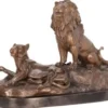 Casa Padrino Luxus Bronze Deko Skulptur Löwe & Löwin Bronzefarben H. 29 cm - Deko Bronzefigur - Dekofigur - Deko Accessoires - Luxus Kollektion
