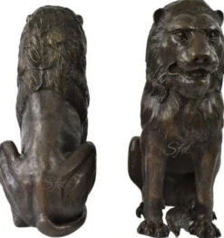 Casa Padrino Luxus Bronze Deko Skulpturen Löwen Bronzefarben 28 x 58 x H. 75 cm - Bronze Deko Figuren - Luxus Hotel & Restaurant Deko Accessoires