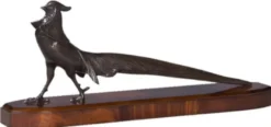 Casa Padrino Luxus Bronzefigur Fasan mit Holzsockel Bronze / Braun 85 x 17 x H. 35 cm - Wohnzimmer Deko