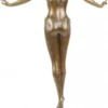 Casa Padrino Luxus Bronze Figur Frauenfigur auf Natursteinsockel - Art Deco Skulptur, 70.5 cm