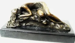 Casa Padrino Luxus Bronze Skulptur schlafende Schönheit Bronze / Gold / Schwarz 21,5 cm - Dekofigur mit Marmorsockel