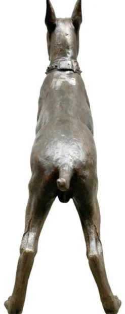 Casa Padrino Luxus Bronze Skulptur Boxer Hund Bronzefarben 85 x 28 x H. 95 cm - Bronze Dekofigur - Wohnzimmer Dekofigur - Luxus Wohnzimmer Deko Accessoires