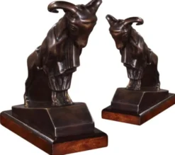 Casa Padrino Luxus Buchstützen Set Widder Bronze / Dunkelbraun 17 x 8 x H. 20 cm - Deko Bronzefiguren mit Mahagoni Holzsockel