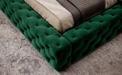 Casa Padrino Luxus Chesterfield Samt Doppelbett mit Matratze Grün - Verschiedene Größen