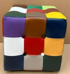 Casa Padrino Luxus Chesterfield Leder Hocker Bunt 40 x 40 x H. 40 cm - Echtleder Fußhocker - Echtleder Würfelhocker - Chesterfield Wohnzimmer - Echtleder Möbel - Luxus Möbel