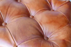 Casa Padrino Luxus Chesterfield Leder Hocker 40 x 40 x H. 45 cm - Verschiedene Farben - Echtleder Fußhocker - Chesterfield Wohnzimmer Möbel