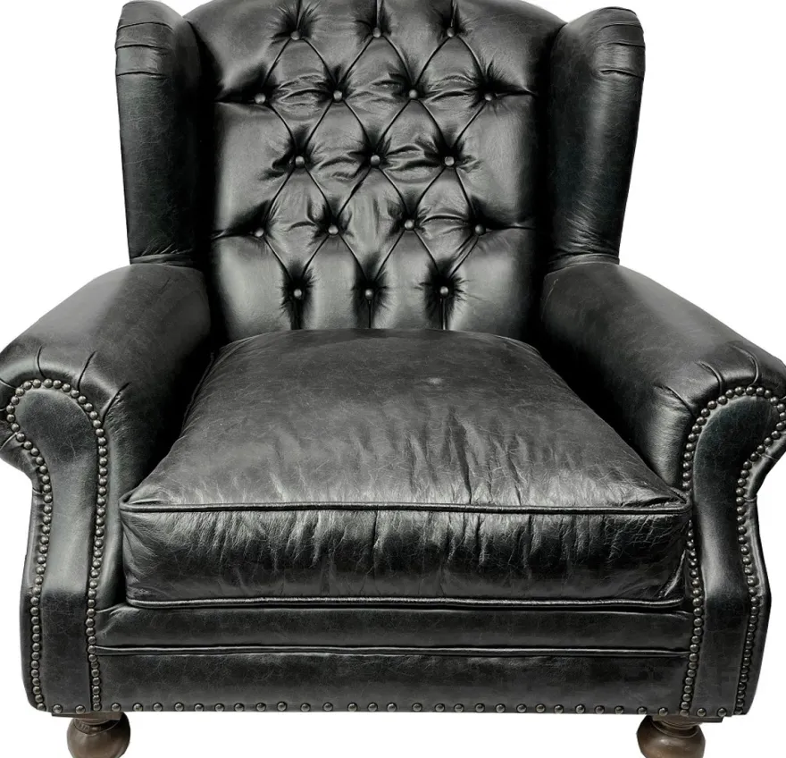 Casa Padrino Luxus Chesterfield Leder Ohrensessel Vintage Schwarz / Dunkelbraun - Chesterfield Echtleder Wohnzimmer Sessel - Wohnzimmer Möbel - Chesterfield Möbel - Echtleder Möbel - Luxus Möbel