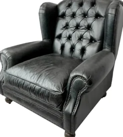Casa Padrino Luxus Chesterfield Leder Ohrensessel Vintage Schwarz / Dunkelbraun - Chesterfield Echtleder Wohnzimmer Sessel - Wohnzimmer Möbel - Chesterfield Möbel - Echtleder Möbel - Luxus Möbel