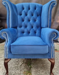 Casa Padrino Luxus Chesterfield Ohrensessel Blau / Dunkelbraun 98 x 90 x H. 110 cm - Chesterfield Samt Sessel - Wohnzimmer Möbel - Chesterfield Möbel - Luxus Möbel
