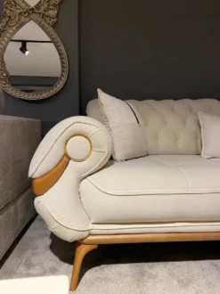 Casa Padrino Luxus Chesterfield Wohnzimmer Sofa mit verstellbaren Rückenlehnen Creme / Braun - Chesterfield Wohnzimmer Möbel - Luxus Wohnzimmer Möbel - Luxus Möbel - Luxus Einrichtung