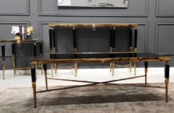 Casa Padrino Luxus Couchtisch Schwarz / Gold 130 x 70 x H. 45 cm - Wohnzimmertisch mit Kunstmarmor Tischplatte - Luxus Wohnzimmer Möbel - Hotel Möbel - Luxus Einrichtung - Hotel Einrichtung