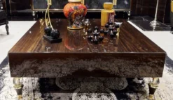 Casa Padrino Luxus Couchtisch Dunkelbraun / Schwarz / Gold 110 x 110 x H. 40 cm - Quadratischer Wohnzimmertisch - Wohnzimmer Möbel - Massivholz Möbel - Luxus Möbel - Luxus Einrichtung