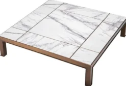 Casa Padrino Luxus Couchtisch Antik Messingfarben / Weiß / Lila 119 x 119 x H. 29 cm - Moderner Edelstahl Wohnzimmertisch mit Marmorplatten - Wohnzimmer Möbel